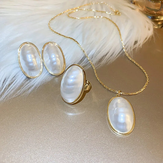 Elliptical Imitation Pearl Jewelry Set For Women Gentle Atmospheric Collarbone Chain High-end Alloy Jewelry Set Accessory Gifts